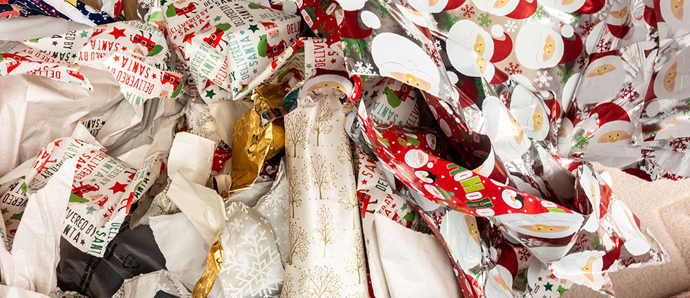 Christmas Wrapping Paper - Eco Friendly Alternatives recyclable christmas wrapping paper uk